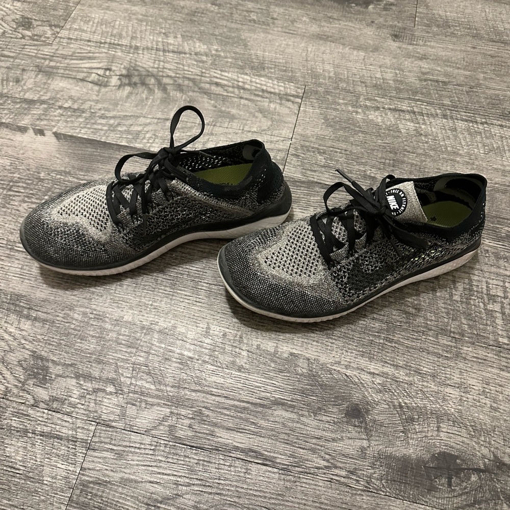 Women’s nike shoes